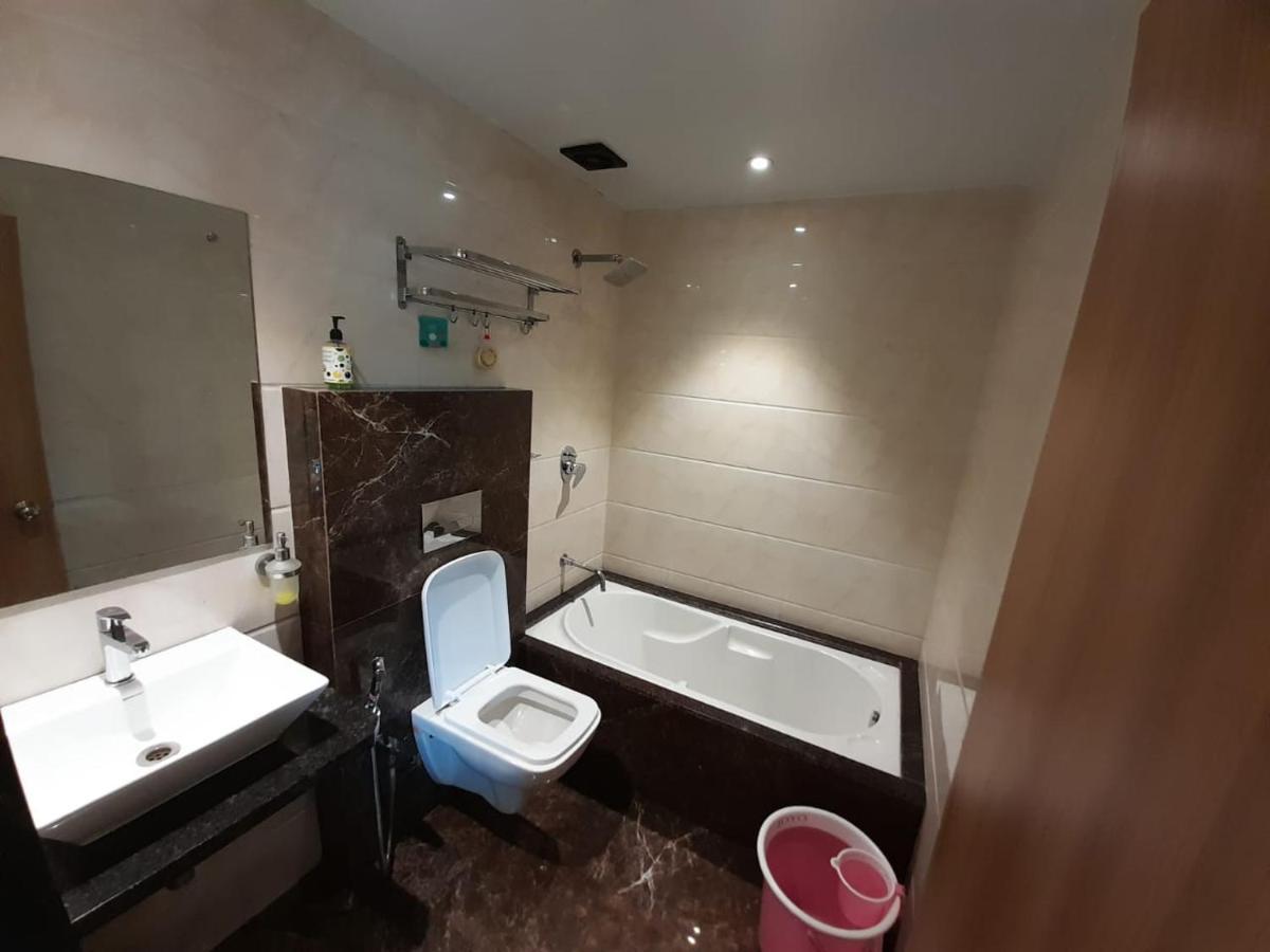 Hotel Royal Oak Navi Mumbai-Stz 1002 ムンバイ エクステリア 写真